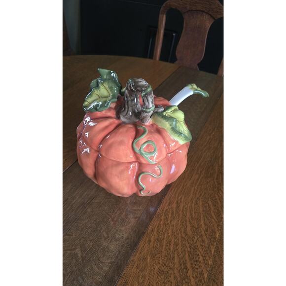 Pumpkin Ceramic Soup Tureen with Lid and Ladle Fall Harvest Thanksgiving Autumn - Picture 1 of 11